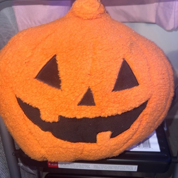 Halloween pillow - Picture 2 of 2